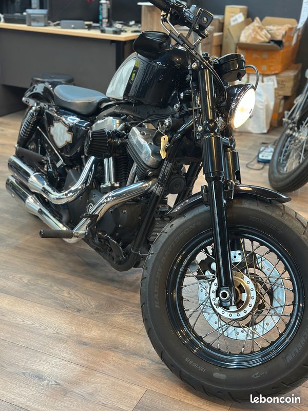 HARLEY DAVIDSON Sportster 48/ - Chalk and Magic Black PORSCHE by 211 Motorcycles