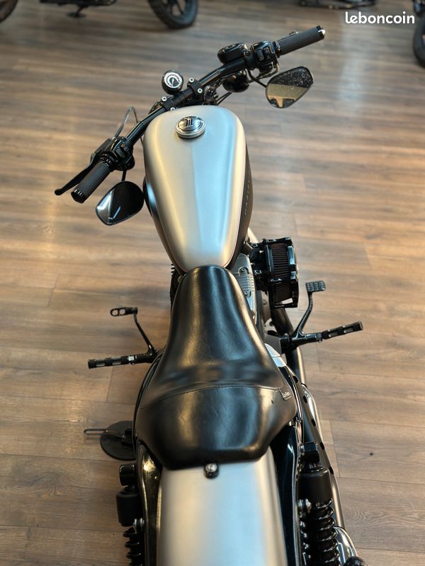 HARLEY DAVIDSON - Nightster 1200
