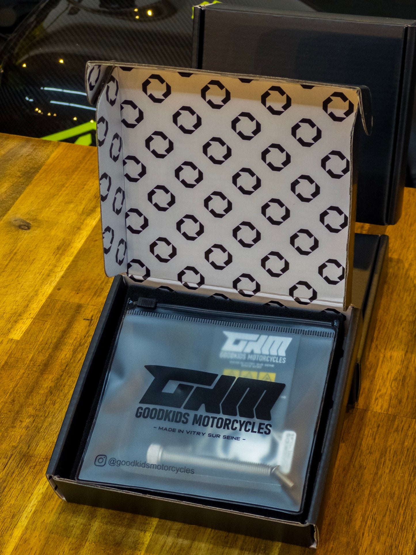 KIT MADE IN VITRY SUR SEINE BY GOODKIDS POUR SOFTAIL MILWAUKEE 8 !