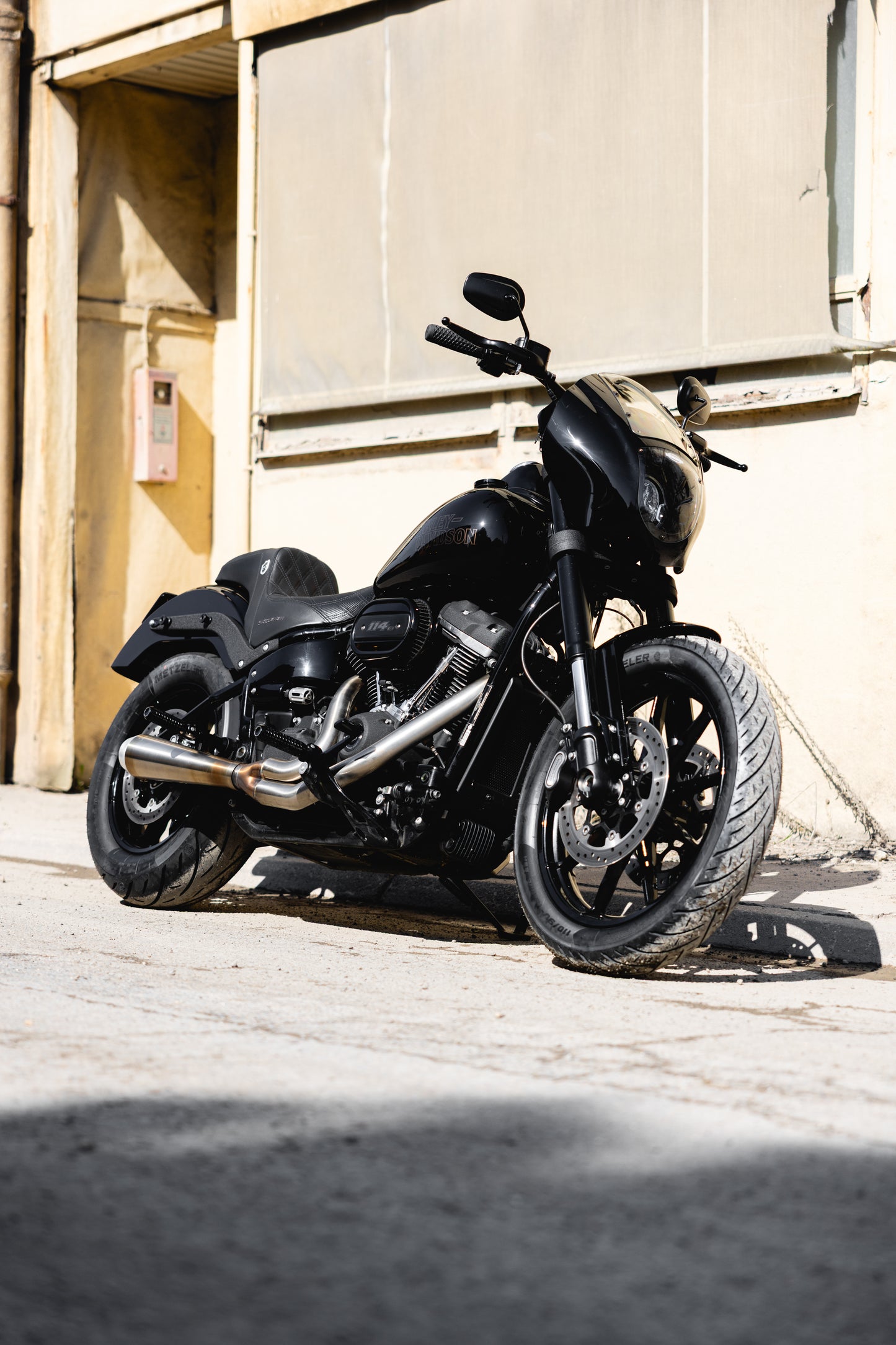 Low Rider S Romain
