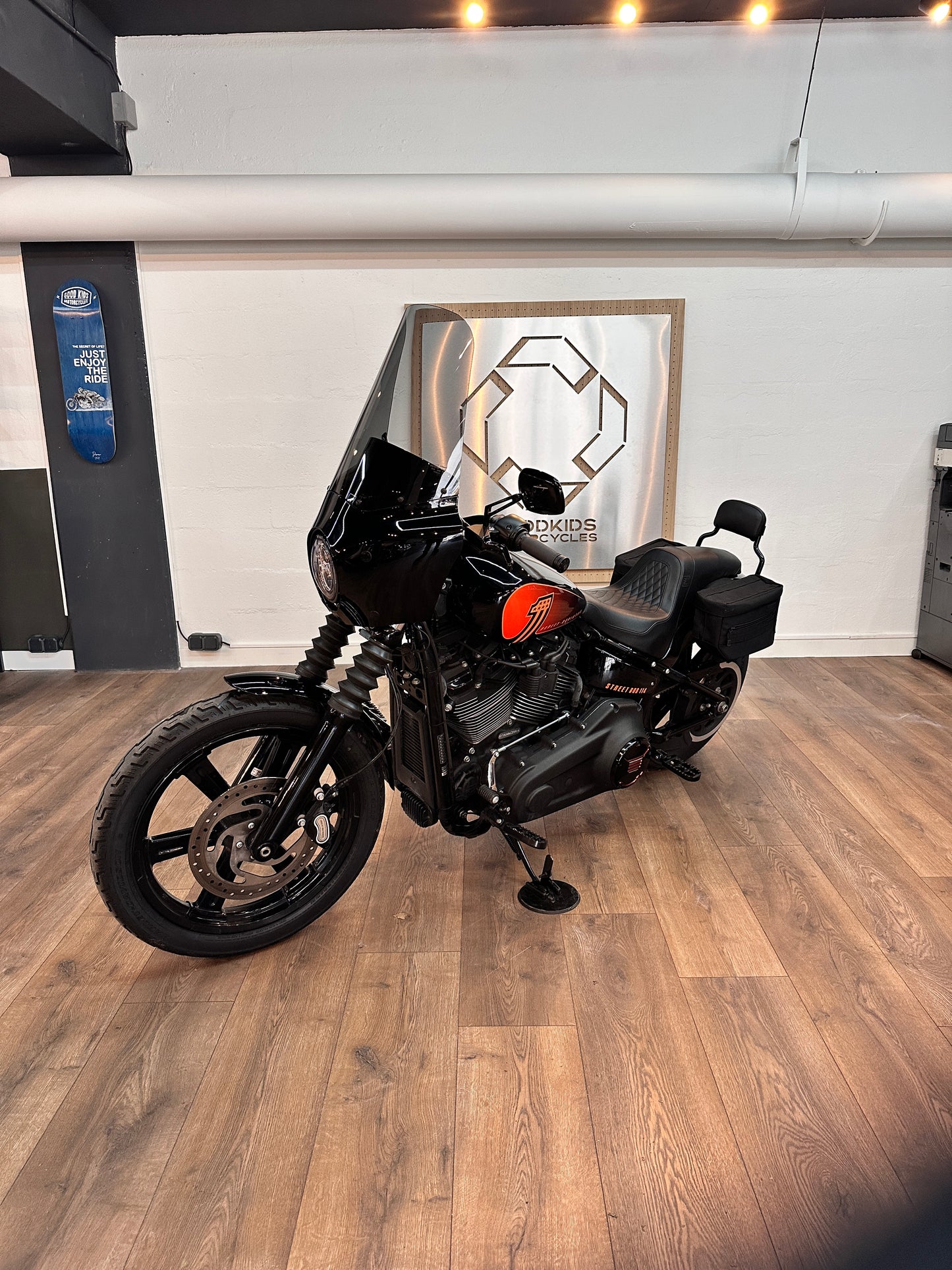 Street Bob 114