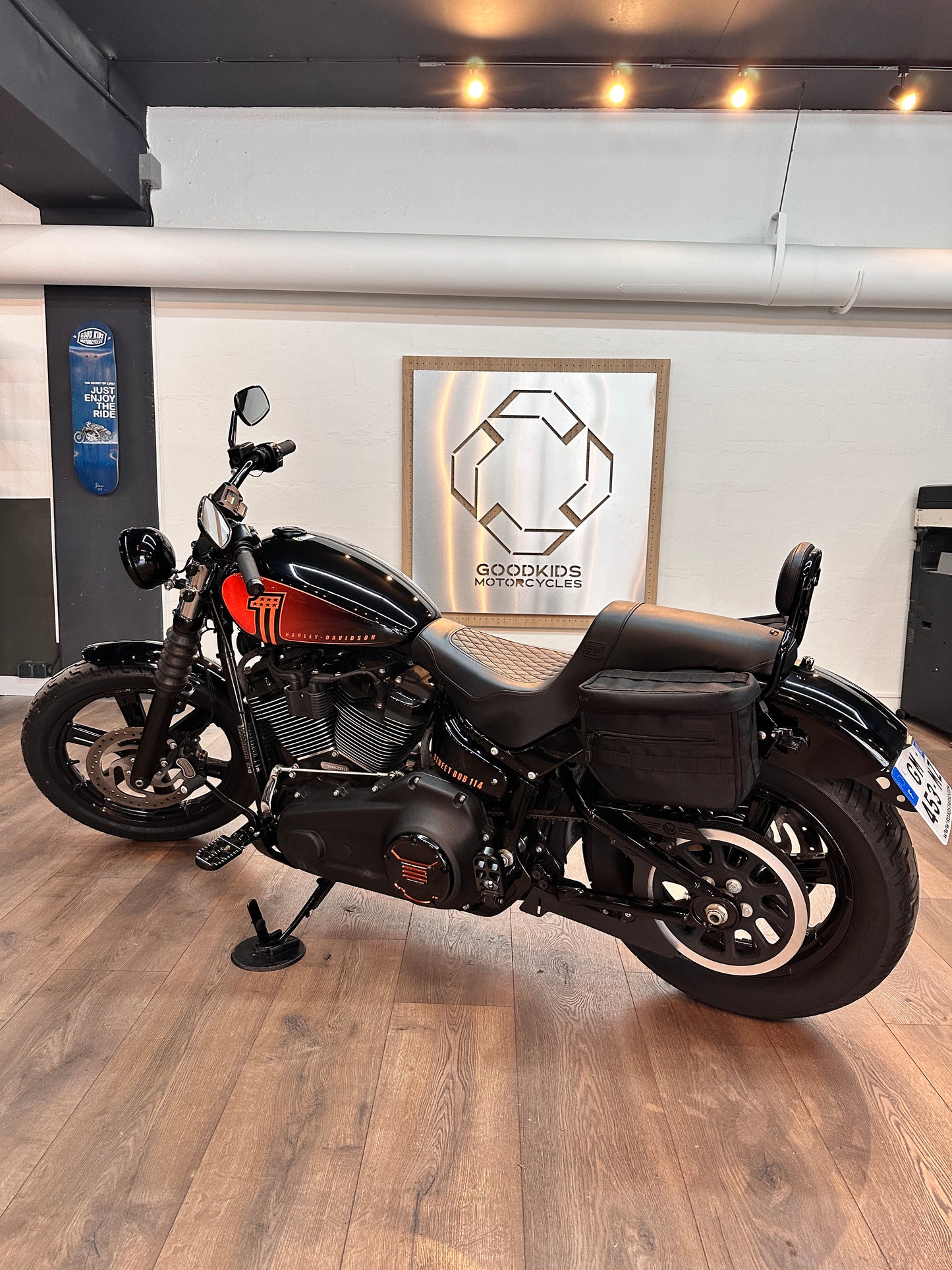 Street Bob 114