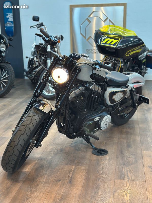 HARLEY DAVIDSON Sportster 48/ - Chalk and Magic Black PORSCHE by 211 Motorcycles
