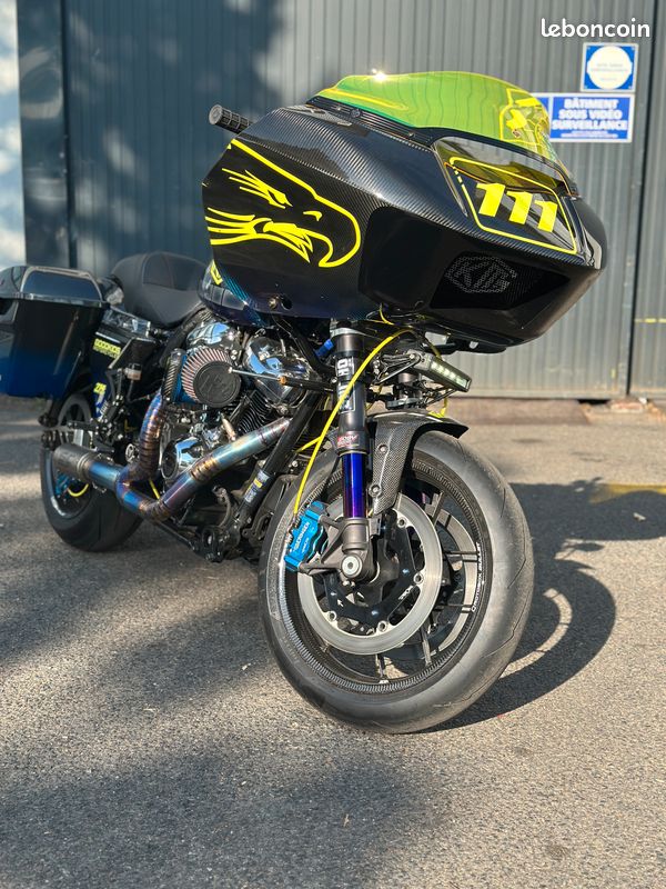 HARLEY DAVIDSON - King of Bagger - Race Ready 111