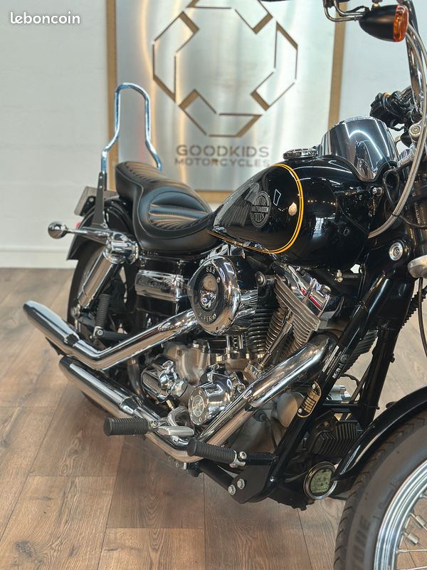 Harley davidson dyna super glide - old school